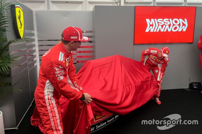 Sebastian Vettel, Kimi Raikkonen, Ferrari, revelan la decoración Mission Winnow
