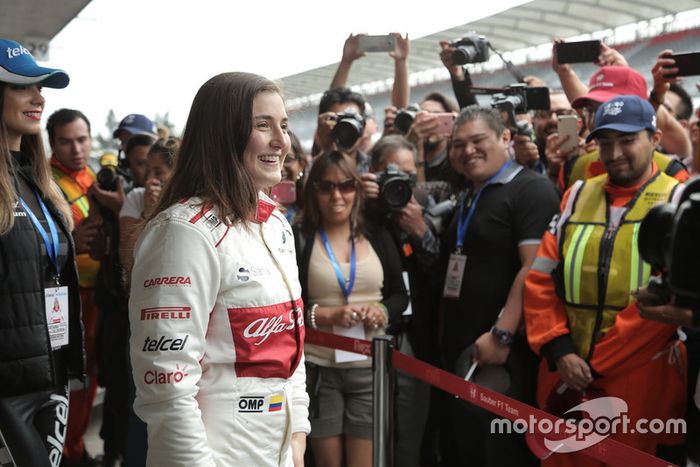 Tatiana Calderón, Sauber C37 piloto de prueba