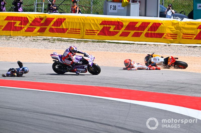 Accidente de Marc Márquez, Repsol Honda Team, Miguel Oliveira, RNF MotoGP Racing