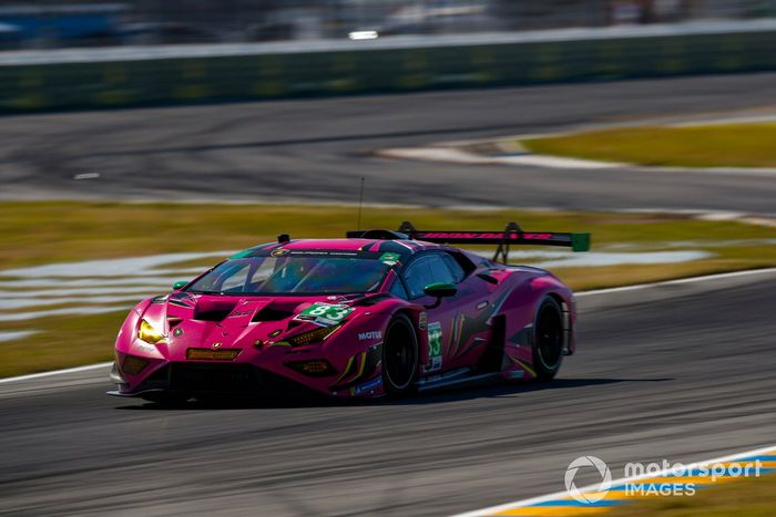 #83 Iron Dames Lamborghini Huracan GT3 EVO2: Sarah Bovy, Rahel Frey, Doriane Pin, Michelle Gatting