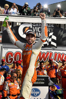 Chase Elliott, Hendrick Motorsports, Chevrolet Camaro SunEnergy1 wins