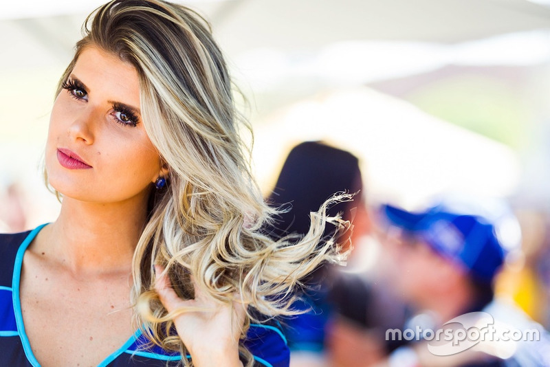 Grid girl