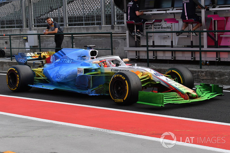 Robert Kubica, Williams FW41, con parafina en su coche