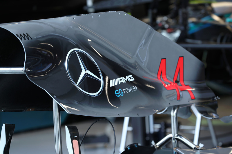 Mercedes AMG F1 W09 engine cover