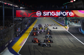 Lewis Hamilton, Mercedes AMG F1 W09 EQ Power+, Sebastian Vettel, Ferrari SF71H, Max Verstappen, Red Bull Racing RB14, Valtteri Bottas, Mercedes AMG F1 W09 EQ Power+, Kimi Raikkonen, Ferrari SF71H