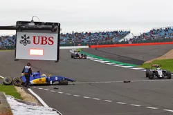 Marcus Ericsson, Sauber C35 crashed in the third practice session