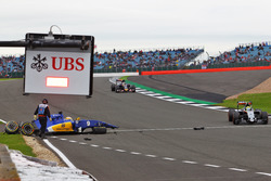 Marcus Ericsson, Sauber C35 accidente en la tercera sesión de libres