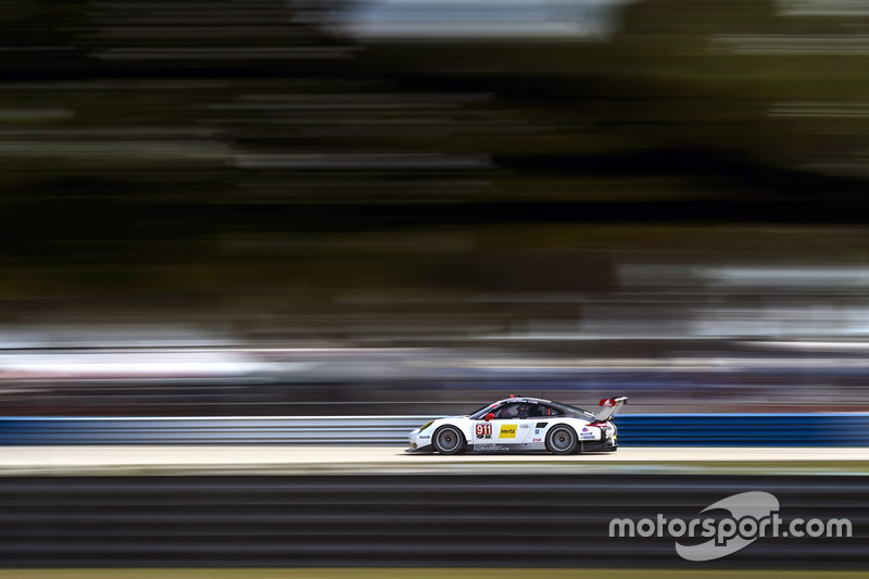 6. #911 Porsche Team North America Porsche 911 RSR: Nick Tandy, Patrick Pilet, Kevin Estre