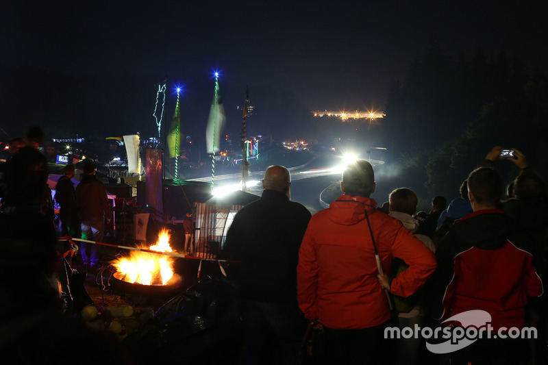 Atmosphäre an der Nordschleife bei Nacht