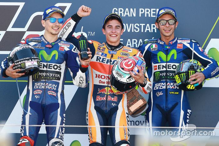 Podio GP de Aragón 2016: 1º Marc Márquez, 2º Jorge Lorenzo, 3º Valentino Rossi