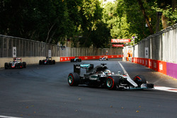 Льюис Хэмилтон, Mercedes AMG F1 W07 Hybrid
