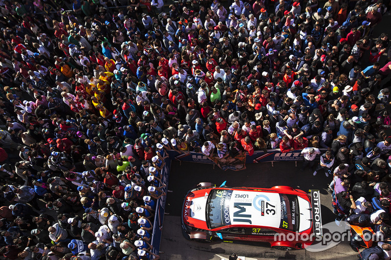 Ganador de la carrera José María López, Citroën World Touring Car Team, Citroën C-Elysée WTCC