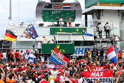 Podium: 1. Lewis Hamilton, Mercedes AMG F1; 2. Daniel Ricciardo, Red Bull Racing; 3. Max Verstappen,