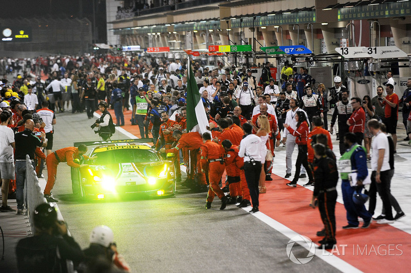 LMGTE Pro: deuxième place #51 AF Corse Ferrari 488 GTE: James Calado, Alessandro Pier Guidi