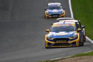 Ashley Sutton, NAPA Racing UK Ford Focus ST 