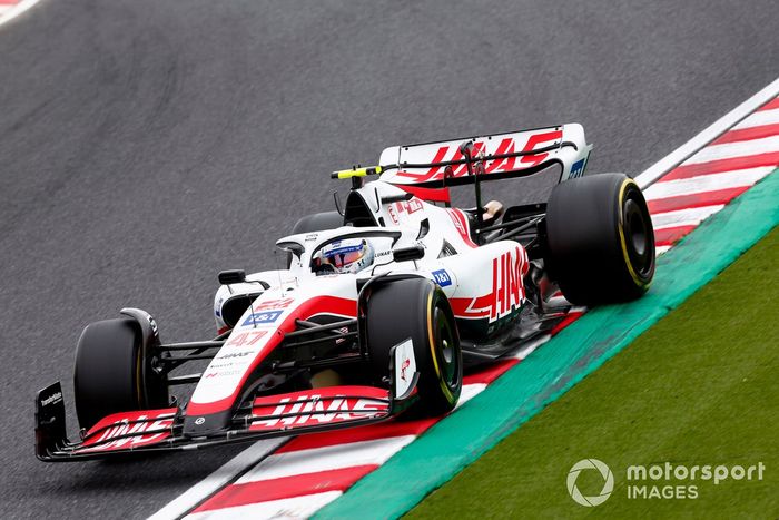Mick Schumacher, Haas VF-22