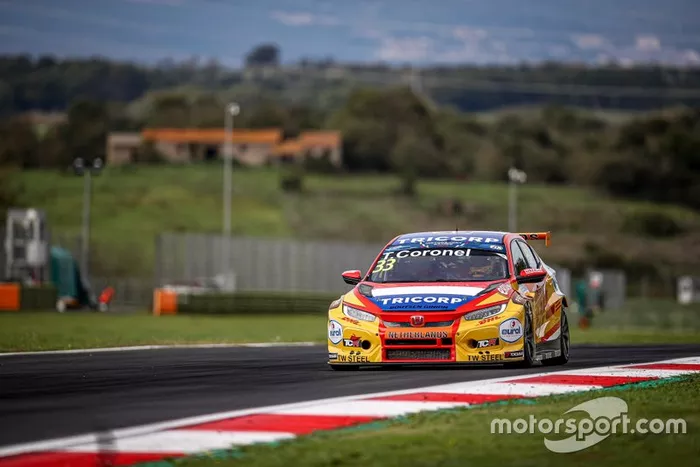 #33 NLD Boutsen Ginion Racing  Honda Civic FK7 TCR: Tom Coronel