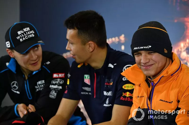 George Russell, Williams Racing, Alexander Albon, Red Bull Racing y Lando Norris, McLaren en la conferencia de prensa 