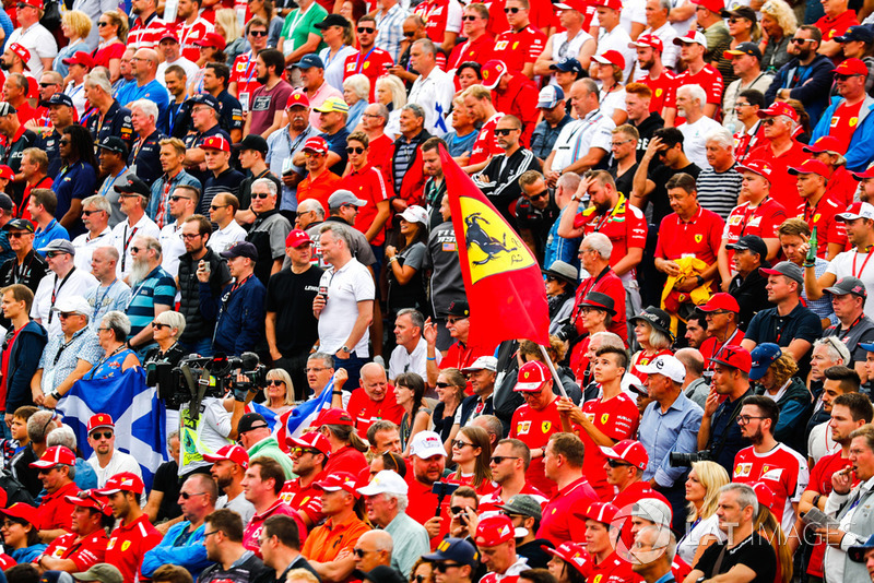 Fans Ferrari di grandstand