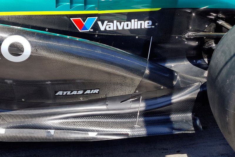 Aston Martin AMR25 detalles técnicos