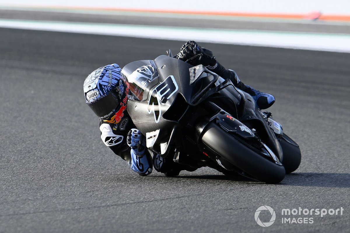 Álex Márquez au guidon de la Desmosedici lors du test de Valence.