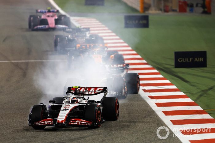 Nico Hulkenberg, Haas VF-23, Yuki Tsunoda, AlphaTauri AT04, Oscar Piastri, McLaren MCL60