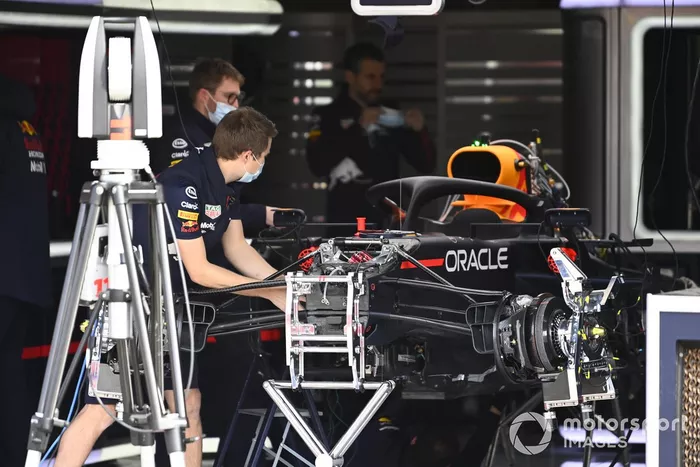 Red Bull Racing RB16B 