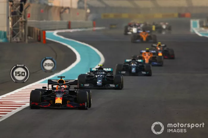 Max Verstappen, Red Bull Racing RB16, Valtteri Bottas, Mercedes F1 W11, Lewis Hamilton, Mercedes F1 W11, Lando Norris, McLaren MCL35