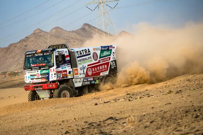 #517 Tatra Buggyra Racing: Ignacio Casale, Alvaro Leon, Petr Capka
