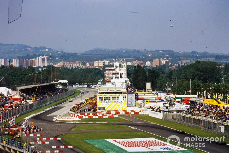 La Variante Bassa y el pit lane