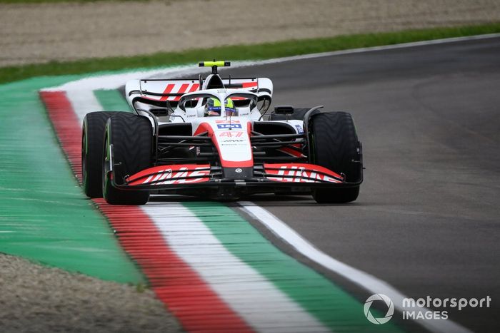 Mick Schumacher, Haas VF-22