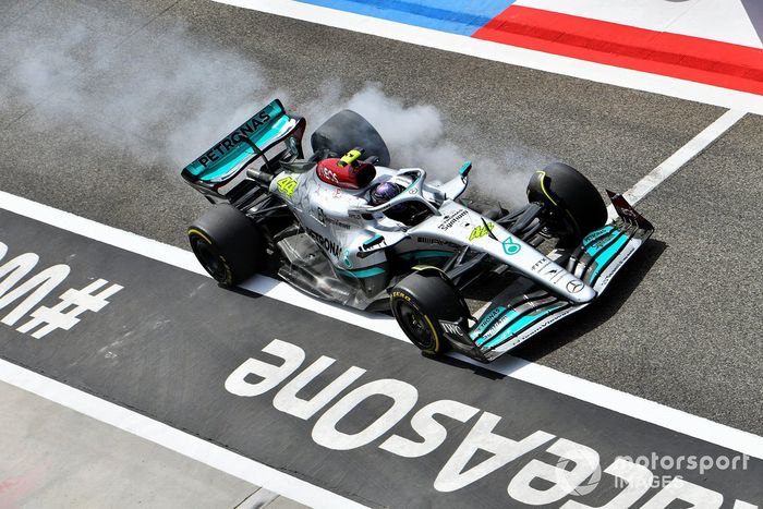 Bloqueo de frenos de Lewis Hamilton, Mercedes W13
