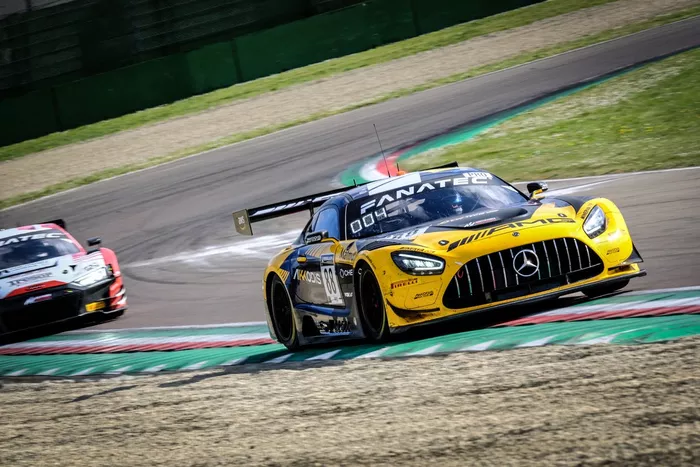 #88 AKKA ASP Team Mercedes-AMG GT3: Raffaele Marciello, Jules Gounon, Daniel Juncadella