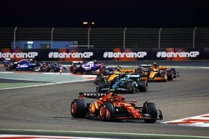 Carlos Sainz, Ferrari SF-24, Fernando Alonso, Aston Martin AMR24, Lando Norris, McLaren MCL38, Oscar Piastri
