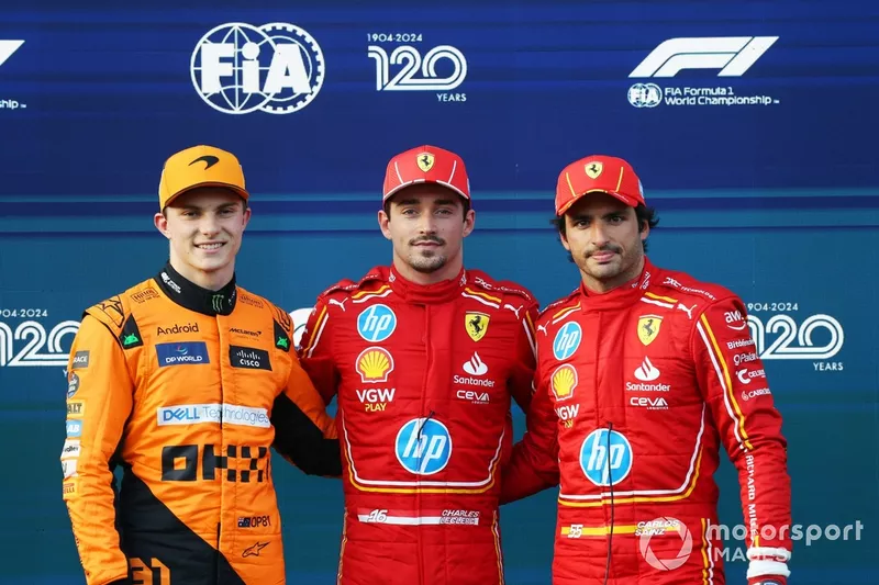 Les trois premiers qualifiés Charles Leclerc, Scuderia Ferrari, Oscar Piastri, McLaren F1 Team, Carlos Sainz, Scuderia Ferrari 