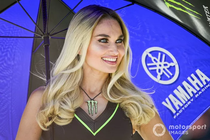 Grid girl