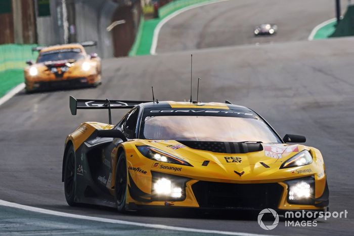 #81 TF Sport Corvette Z06 LMGT3.R: Tom Van Rompuy, Rui Andrade, Charlie Eastwood