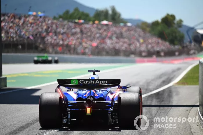 Daniel Ricciardo, RB F1 Team VCARB 01, sale de boxes