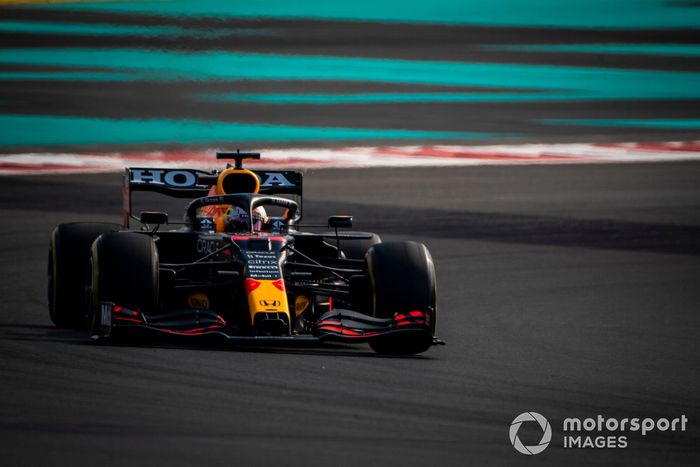 Max Verstappen, Red Bull Racing RB16B