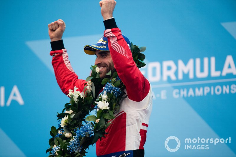 Jérôme d'Ambrosio, Mahindra Racing celebrates third position on the podium