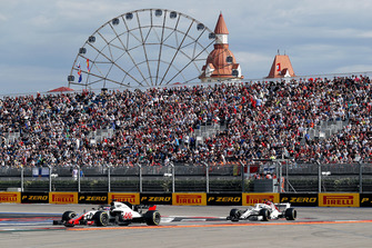Romain Grosjean, Haas F1 Team VF-18 and Marcus Ericsson, Sauber C37