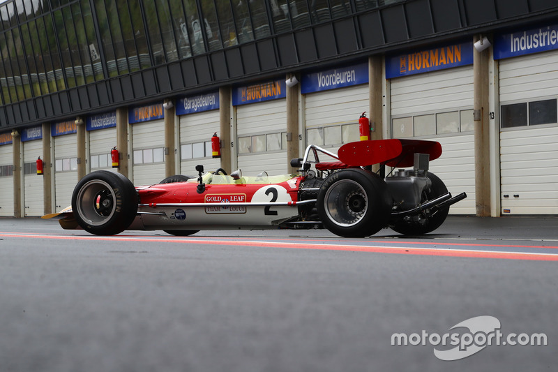 Lotus 49B