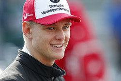 Мік Шумахер, Prema Powerteam, Dallara F317 - Mercedes-Benz