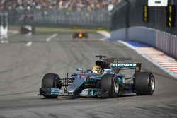 Льюіс Хемілтон, Mercedes AMG F1 W08
