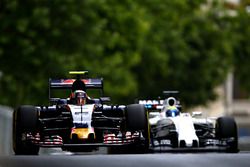 Carlos Sainz Jr., Scuderia Toro Rosso STR11