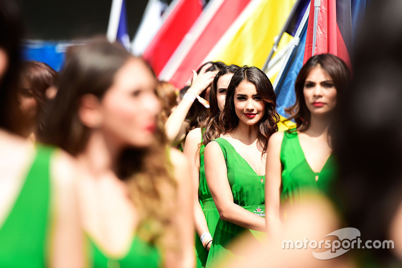 Chicas de la parrilla