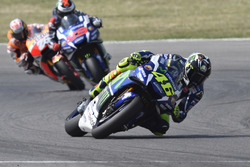 Valentino Rossi, Yamaha Factory Racing; Jorge Lorenzo, Yamaha Factory Racing; Dani Pedrosa, Repsol H