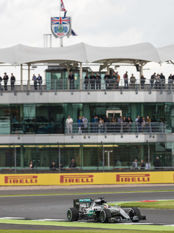 Lewis Hamilton, Mercedes AMG F1 W07 Hybrid