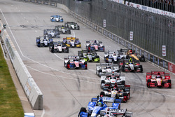 James Hinchcliffe, Schmidt Peterson Motorsports Honda, crash