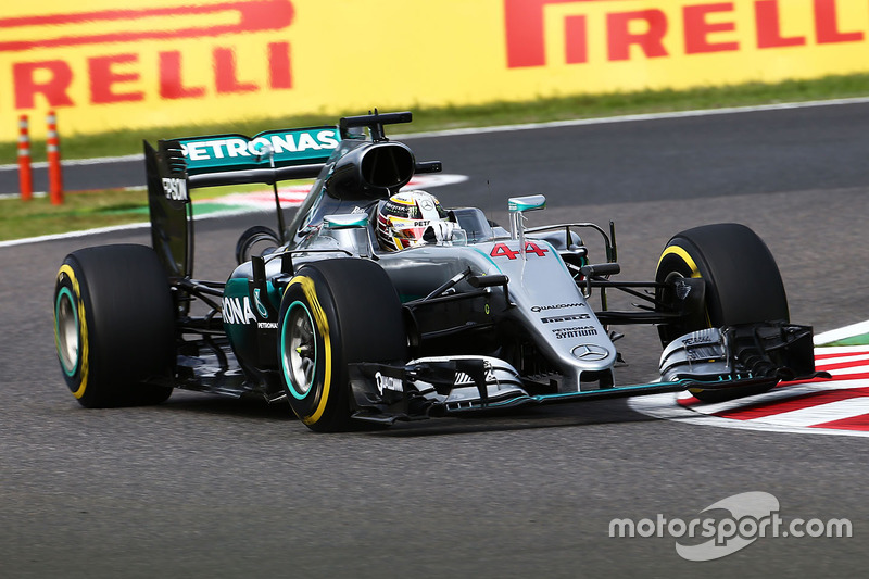 2: Lewis Hamilton, Mercedes AMG F1 W07 Hybrid